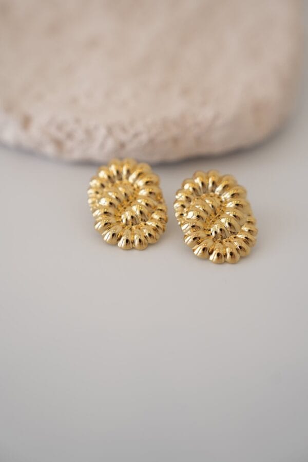 Vintage Gold Çelik Küpe