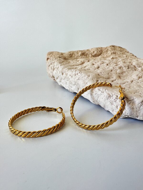 Burgu Model Gold Çelik Halka Küpe