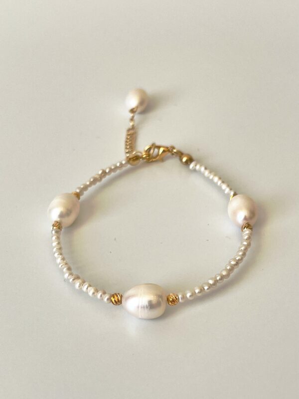 Zendaya İnci Armonisi Bileklik