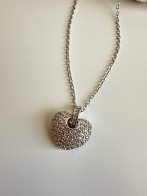 6700056d15f6d328852b2fc3e10159cb-1.jpg Zirkon Taş Detaylı Kalp Model Vip Kolye