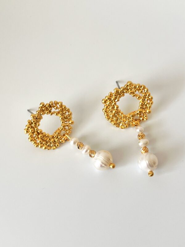 Pirinç Üzeri Mat Altın Kaplama İnci Küpe