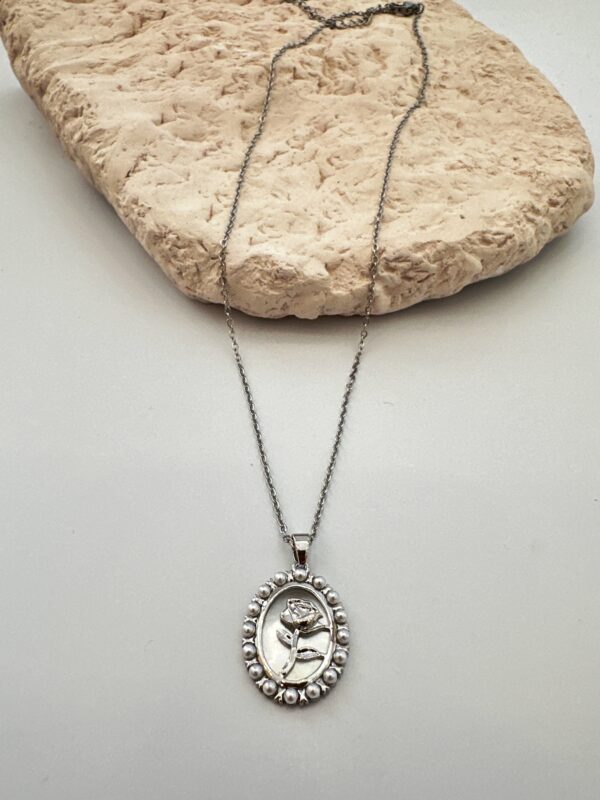 Vintage Vip Gümüş Renkli Kolye