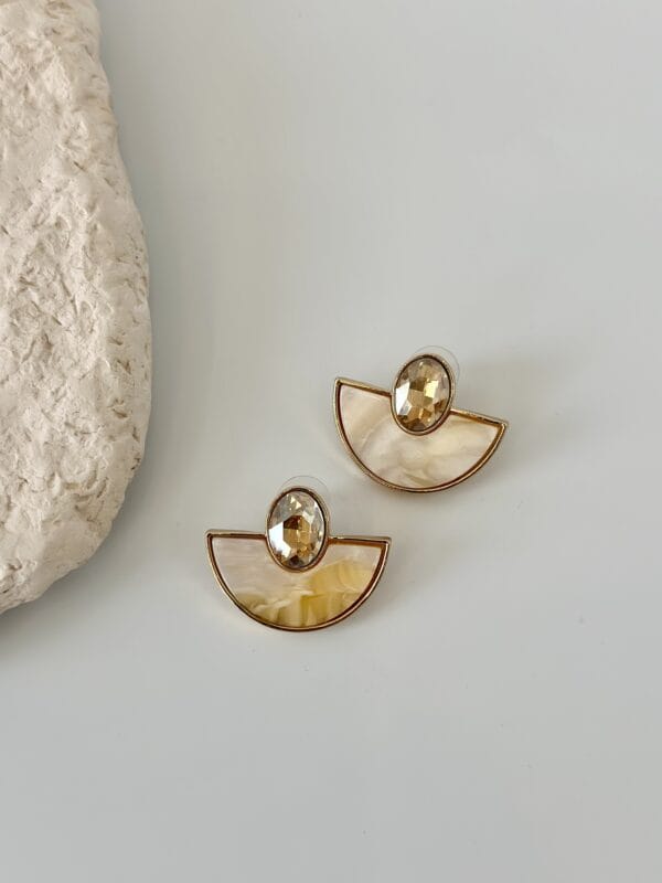 Zirkon Taş Detaylı Vip Küpe