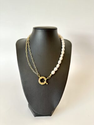 Dümen Kapama Detaylı İnci Kolye