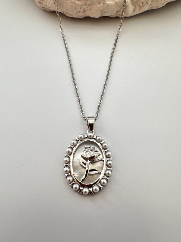 Vintage Vip Gümüş Renkli Kolye