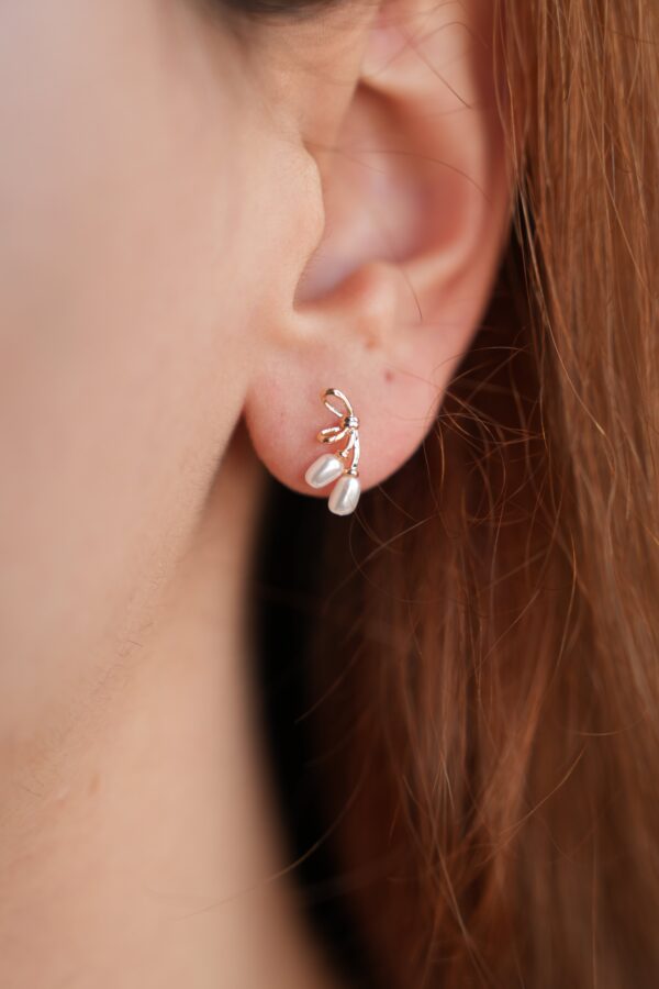 Pirinç Rose Renk İnci Detay Düğüm Model Kadın Küpe