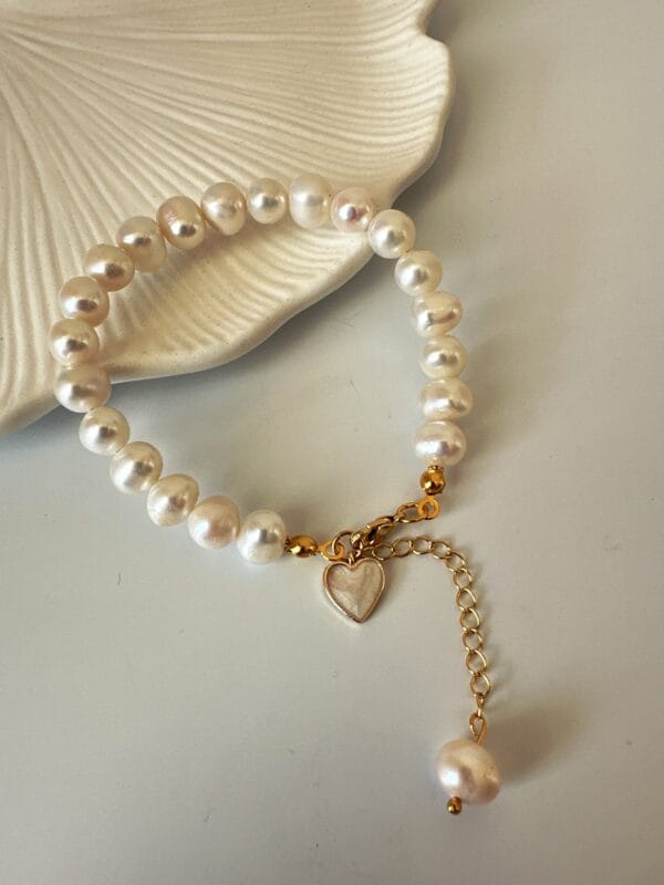 Sedefli Kalp Detaylı Vip Model İnci Bileklik