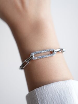 Çelik Gümüş Renk Zirkon Taşlı Kare Zincir Model Kadın Bileklik