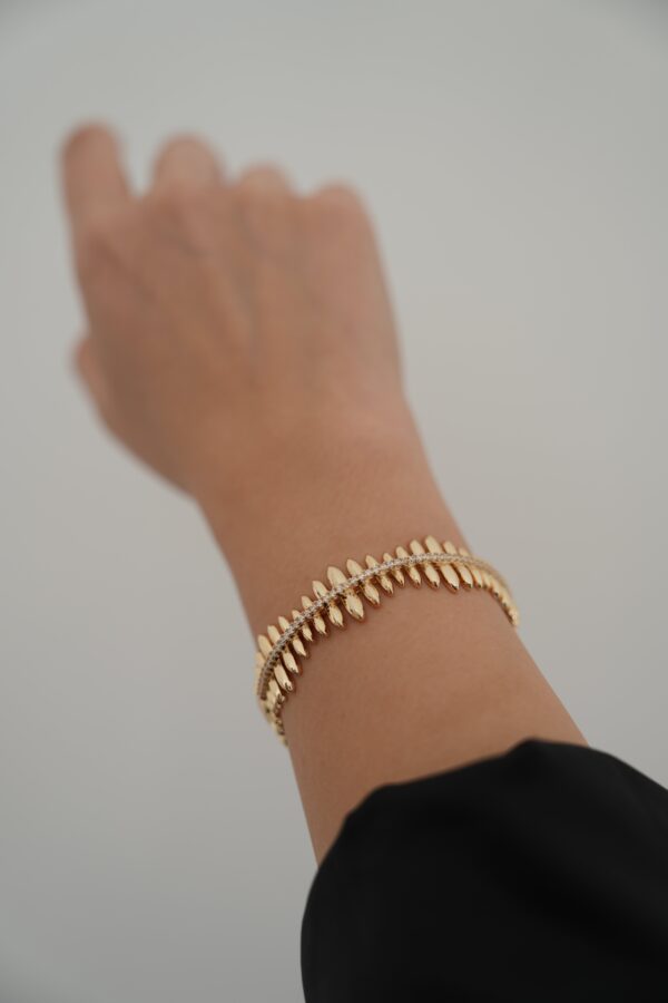 Zirkon Taş Detaylı Gold Bileklik