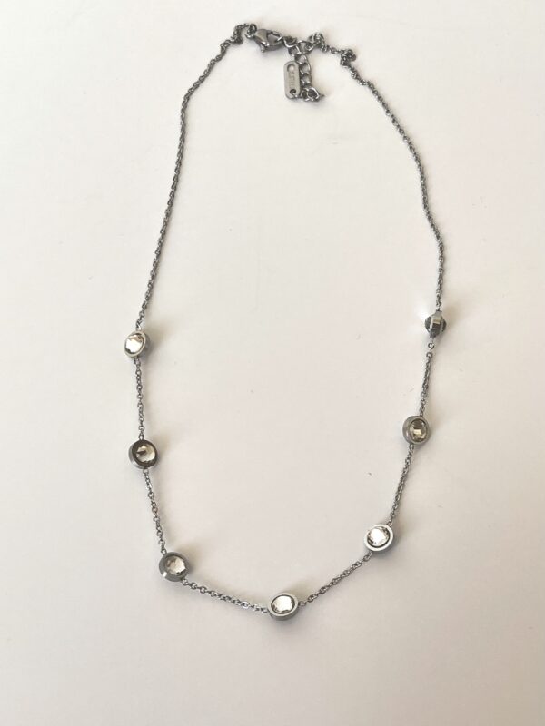 Zirkon Taşlı Çelik Kolye