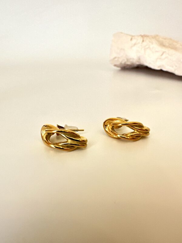 Altın Renk Çelik Küpe