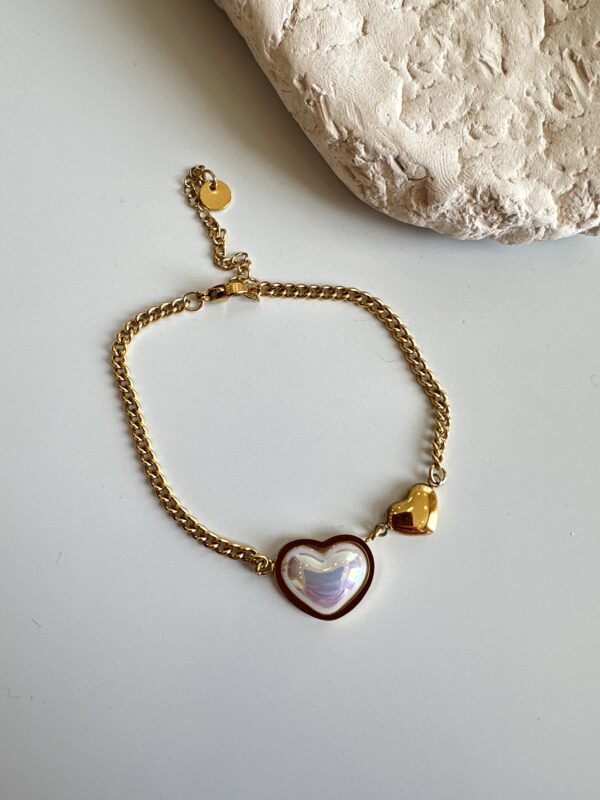 Kalp Detaylı Gold Çelik Bileklik