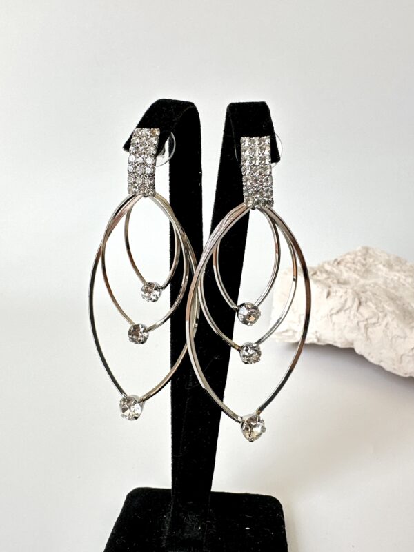 Gümüş Renk Taşlı Abiye Küpe