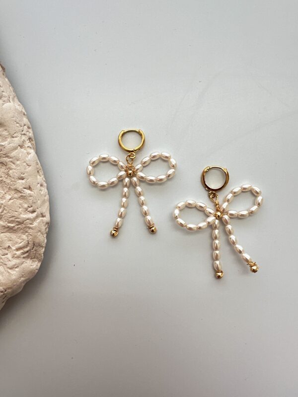 Kurdele Model Mayorka İnci Küpe