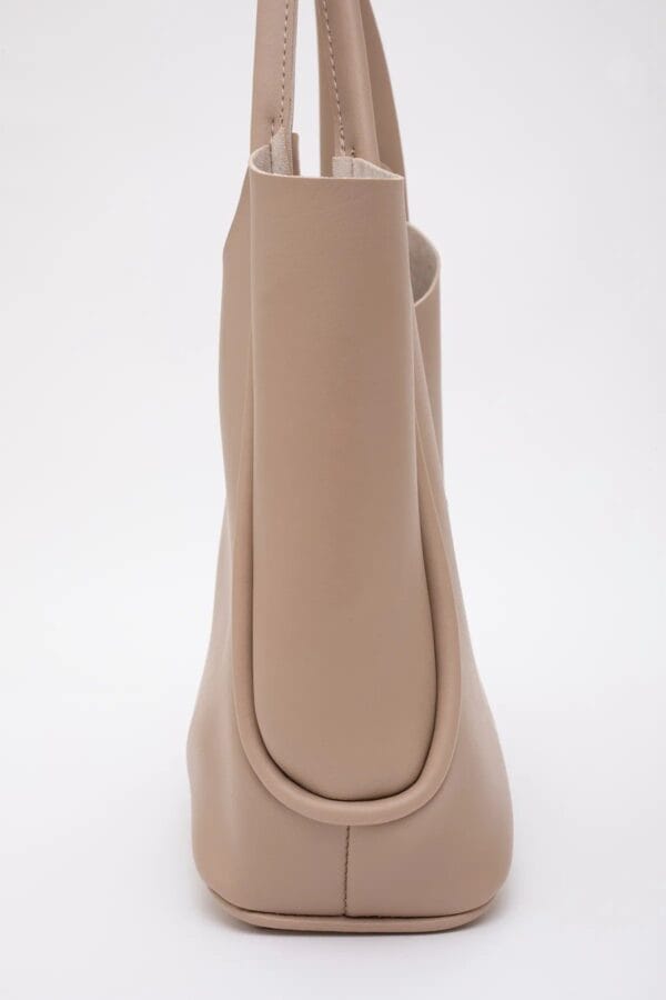 Suni Deri Kilit Detaylı Makyaj Çantalı El Kol Ve Omuz Çantası