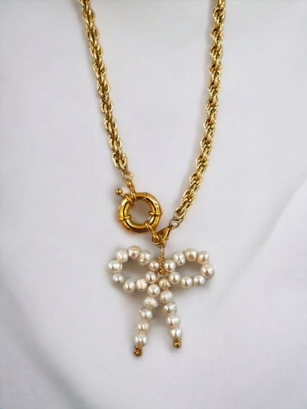 Gerçek İnci Detaylı Kurdele Model Dümen Kapama Kolye