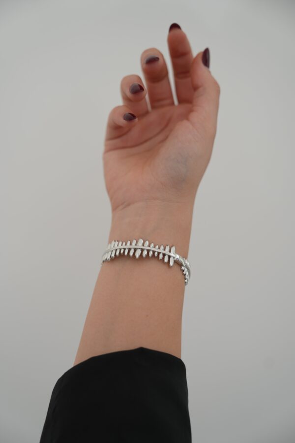 Zirkon Taş Detaylı Gümüş Renk Bileklik