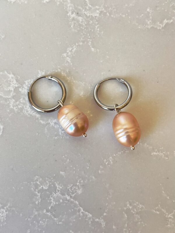 Somon İncili Tasarım Küpe