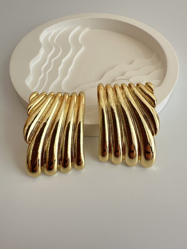 Büyük Gold Çelik Küpe