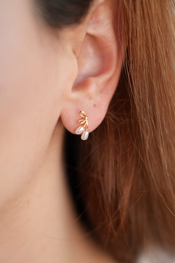 Pirinç Rose Renk İnci Detay Düğüm Model Kadın Küpe