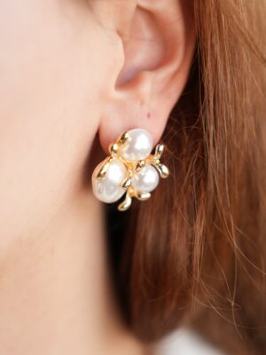 Pirinç Gold Renk İnci Tomurcuk Model Kadın Küpe