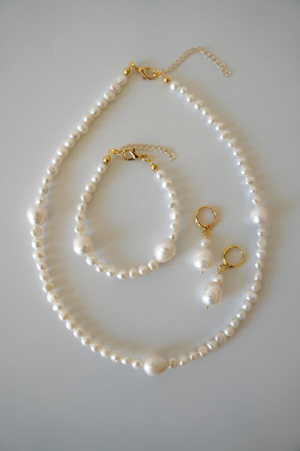 Damla İnci Detaylı Vip Gerçek İnci Kolye Bileklik ve Küpe Seti