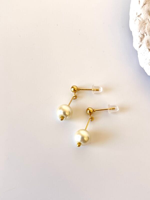 14K Altın Kaplama Cam İnci Küpe (Tasarım)