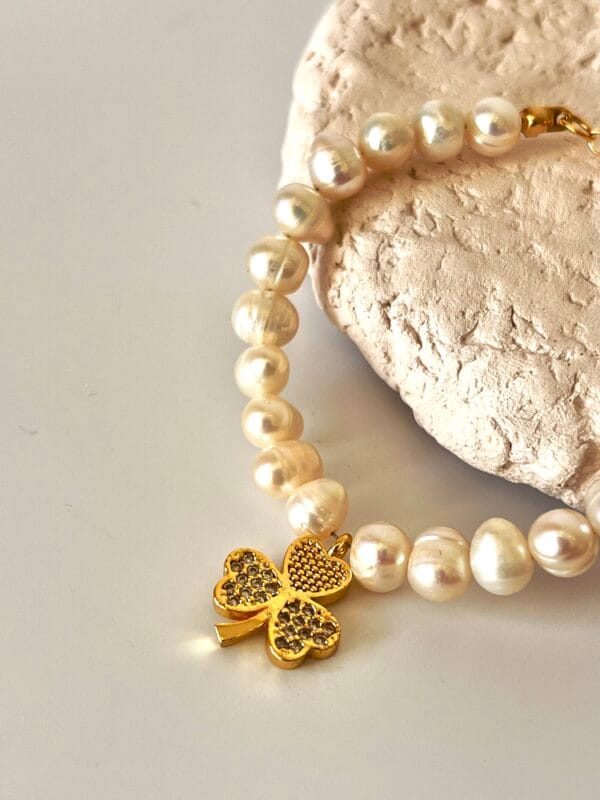 Zirkon Taşlı Yonca Detaylı Tasarım Gerçek İnci Bileklik