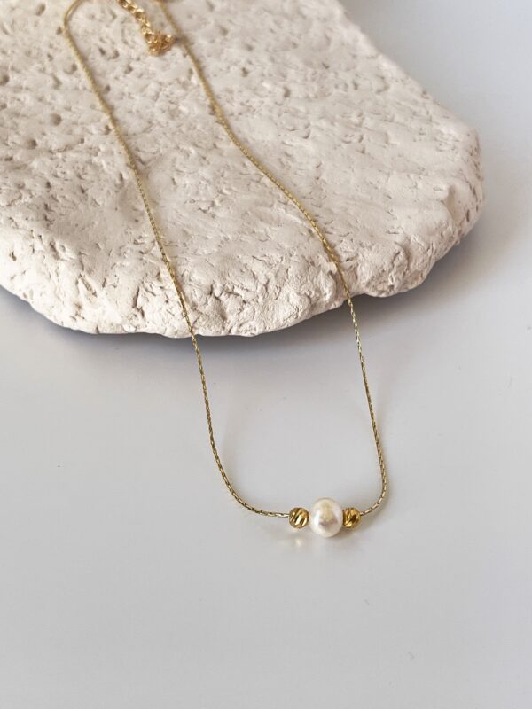 Gerçek İnci Detaylı 18K Altın Kaplama Tasarım Kolye