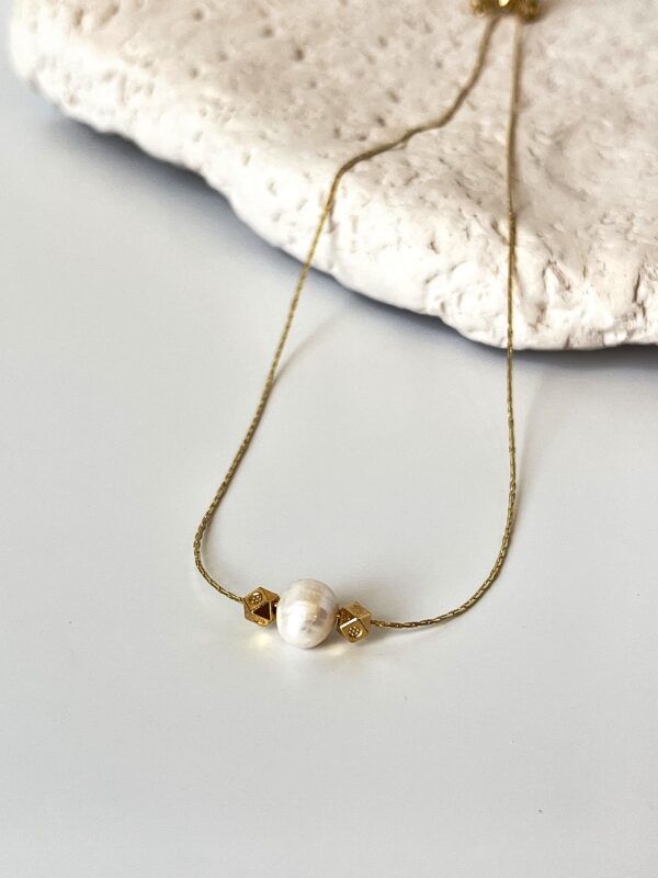 İnci Detaylı Tasarım Altın Kaplama Kolye