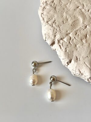 IMG-5209.jpg Gümüş İnci Tasarım Küpe