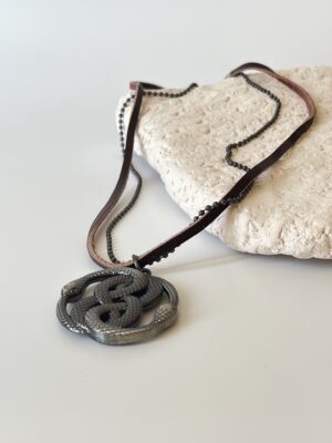 Yılan Motifli Erkek Kolye