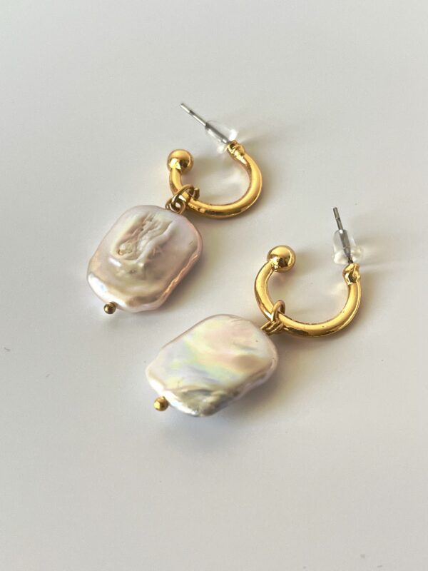 14K Altın Kaplama Gerçek İnci Detaylı Halka Küpe