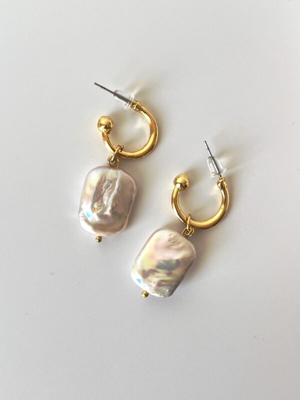 14K Altın Kaplama Gerçek İnci Detaylı Halka Küpe