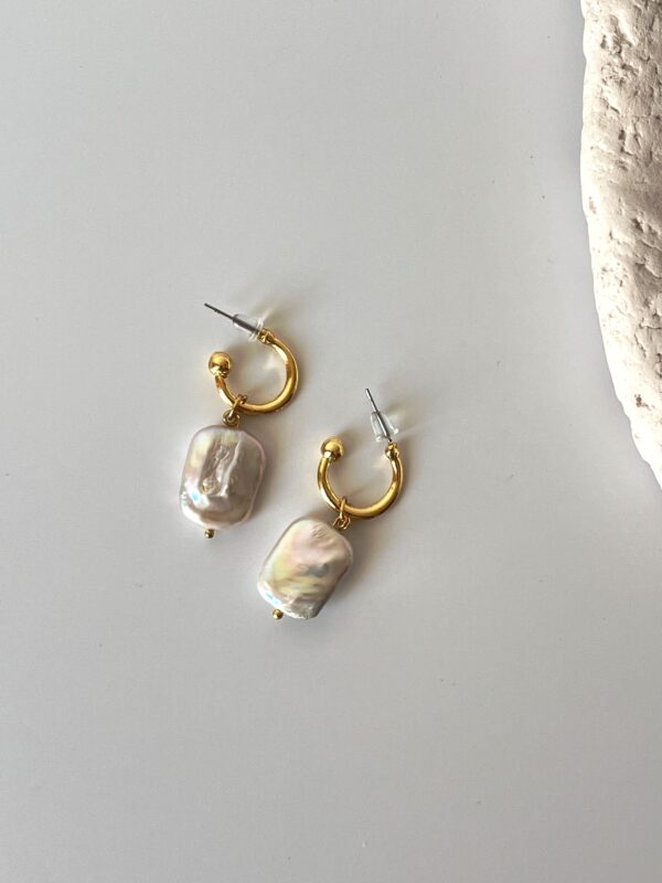 14K Altın Kaplama Gerçek İnci Detaylı Halka Küpe