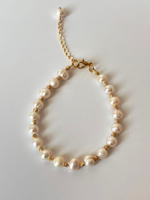 Dorika Detaylı Tasarım Gerçek İnci Bileklik