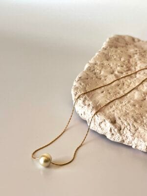 Tek Cam İncili Altın Kaplama Kolye