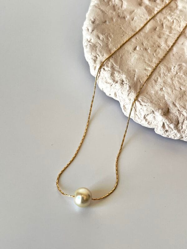 Tek Cam İncili Altın Kaplama Kolye