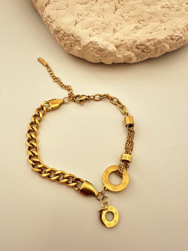 Sallantılı Çelik Bileklik