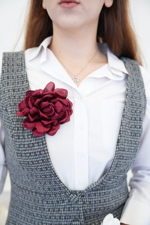 Kırmızı Gül Model İğneli Broş