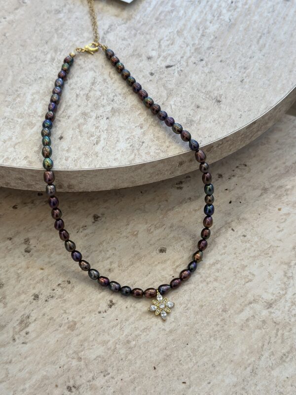 Zirkon Taş Detaylı Siyah Gerçek Tatlı Su İncisi Kolye