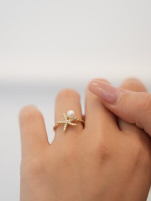 Pirinç Gold Renk Zirkon Taşlı Deniz Yıldızı Model İnci Detay Ayarlababilir Yüzük