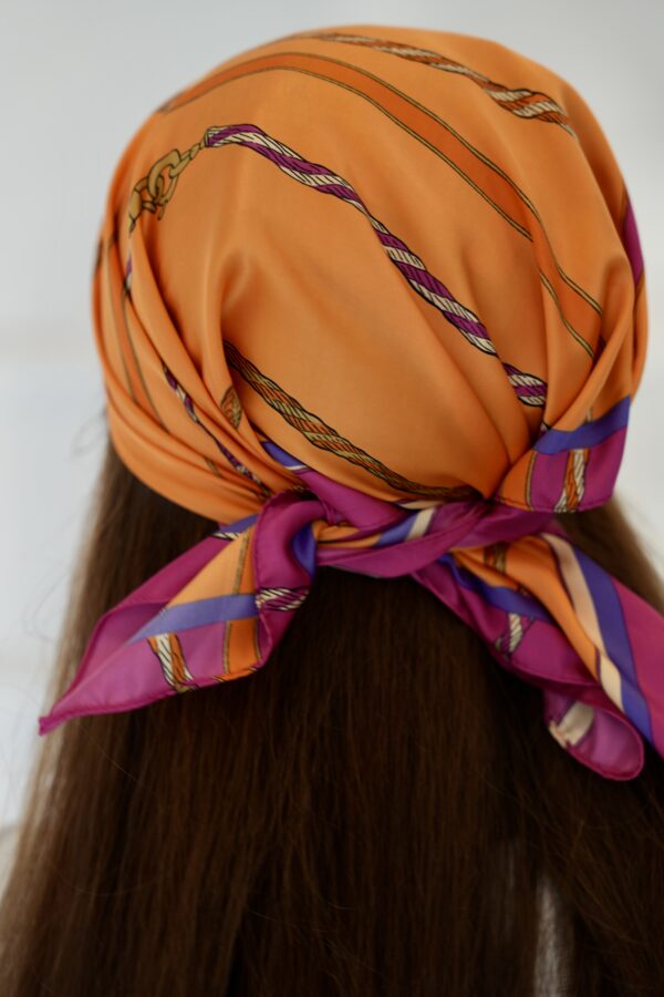 Zincir Desenli Turuncu Fular