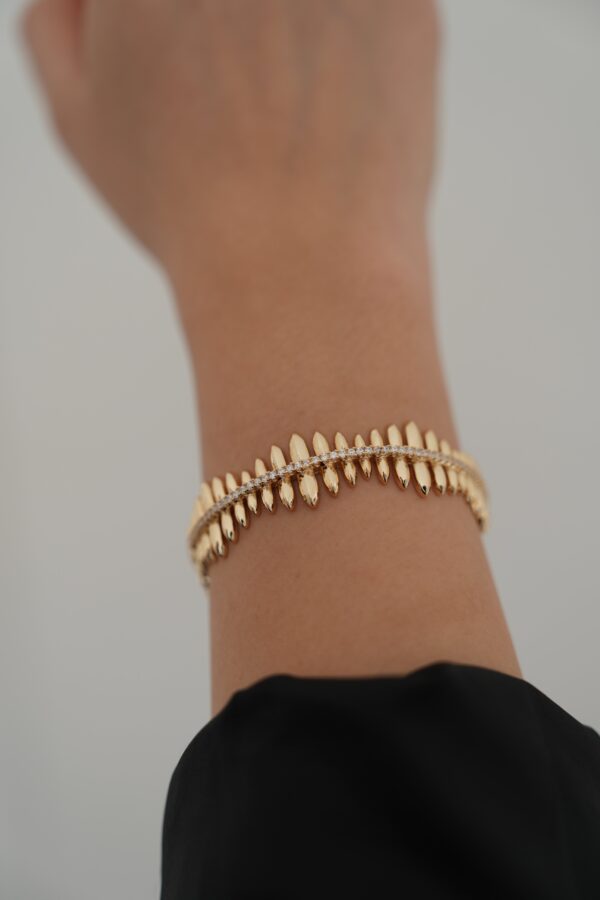 Zirkon Taş Detaylı Gold Bileklik