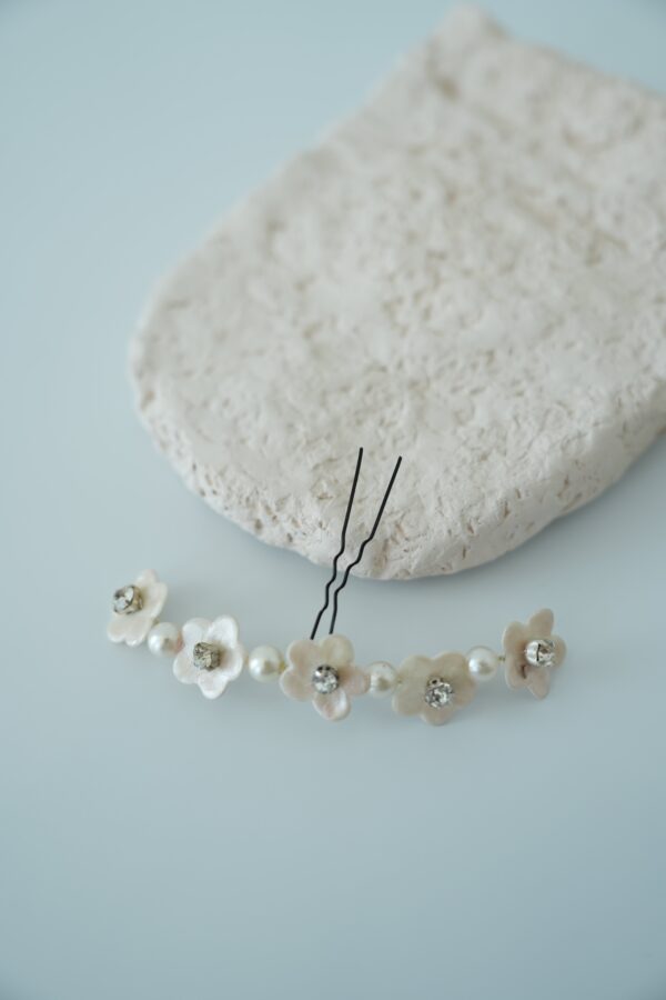 Çiçek Detaylı Vintage Gelin Saç Aksesuarı