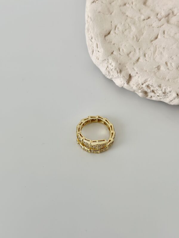 Yılan Detaylı Gold Çelik Yüzük