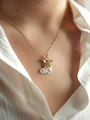 Beyaz Çorap Detaylı Yılbaşı Konsept Çelik Kolye