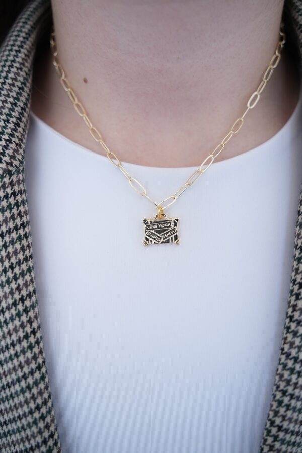 Bavul Sallantılı Çelik Kolye