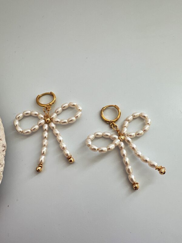 Kurdele Model Mayorka İnci Küpe