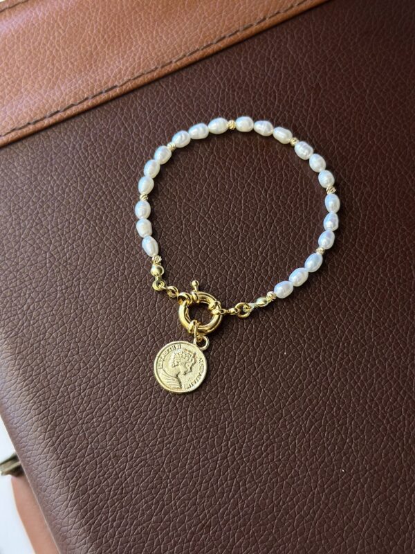 Arpa İnci ve Dorika Detaylı Şık Bileklik